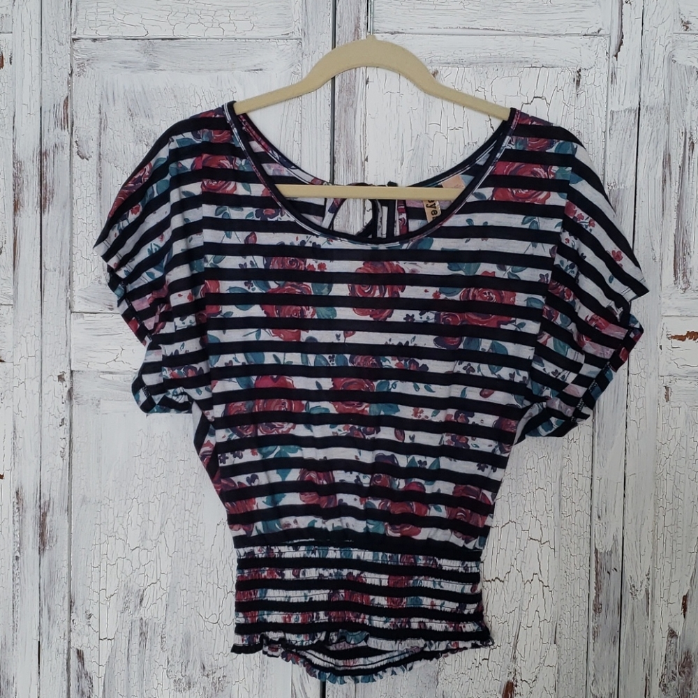 Navy floral crop top